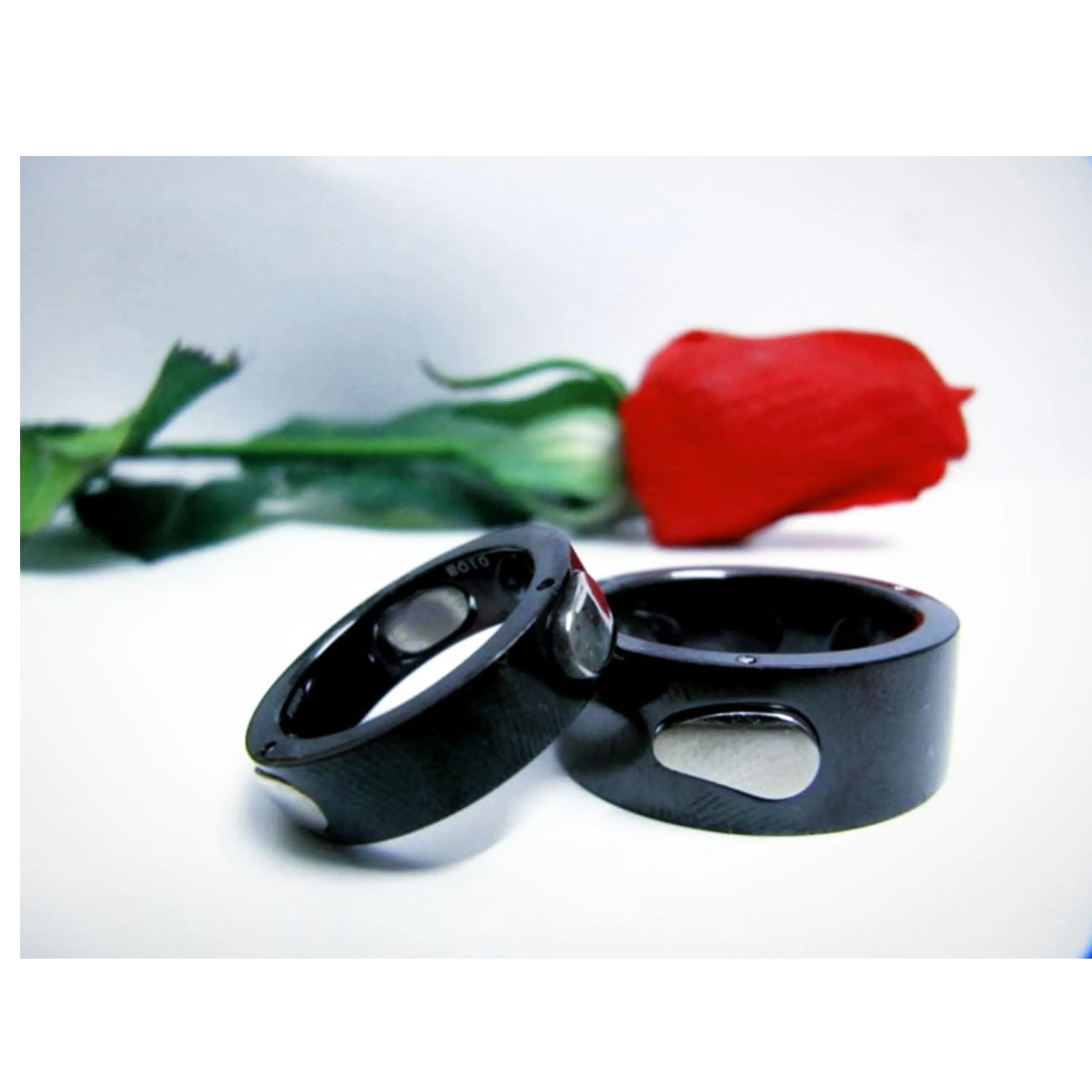 انگشتر حلقه مغناطیسی